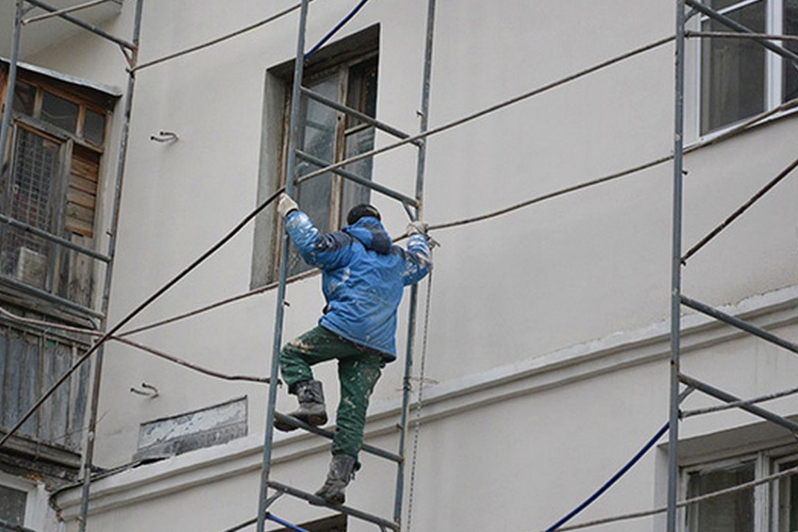 На Среднем Урале утвердили программу капремонтов многоквартирных домов на  2024–2026 годы - «Уральский рабочий»